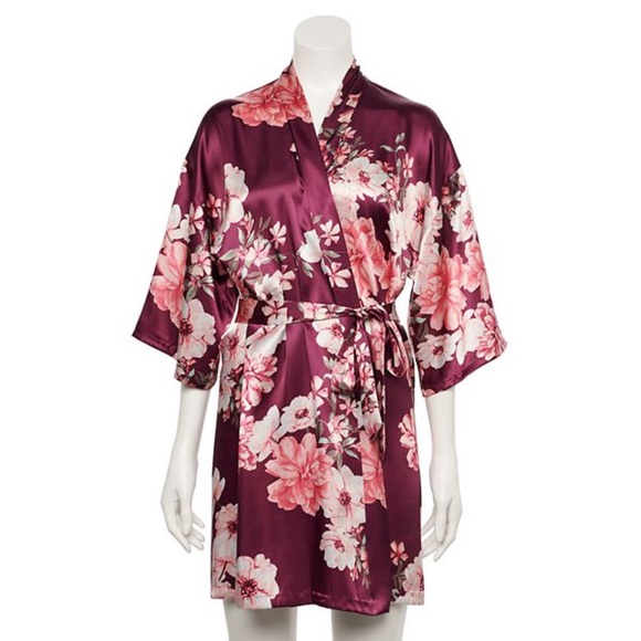 NWT Lilac & London Wine Burgundy Satin Floral Print Robe - Picture 1 of 8